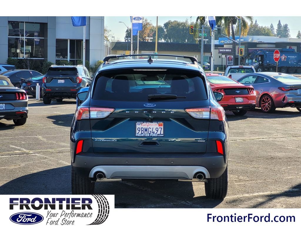 Used 2020 Ford Escape Titanium image 6