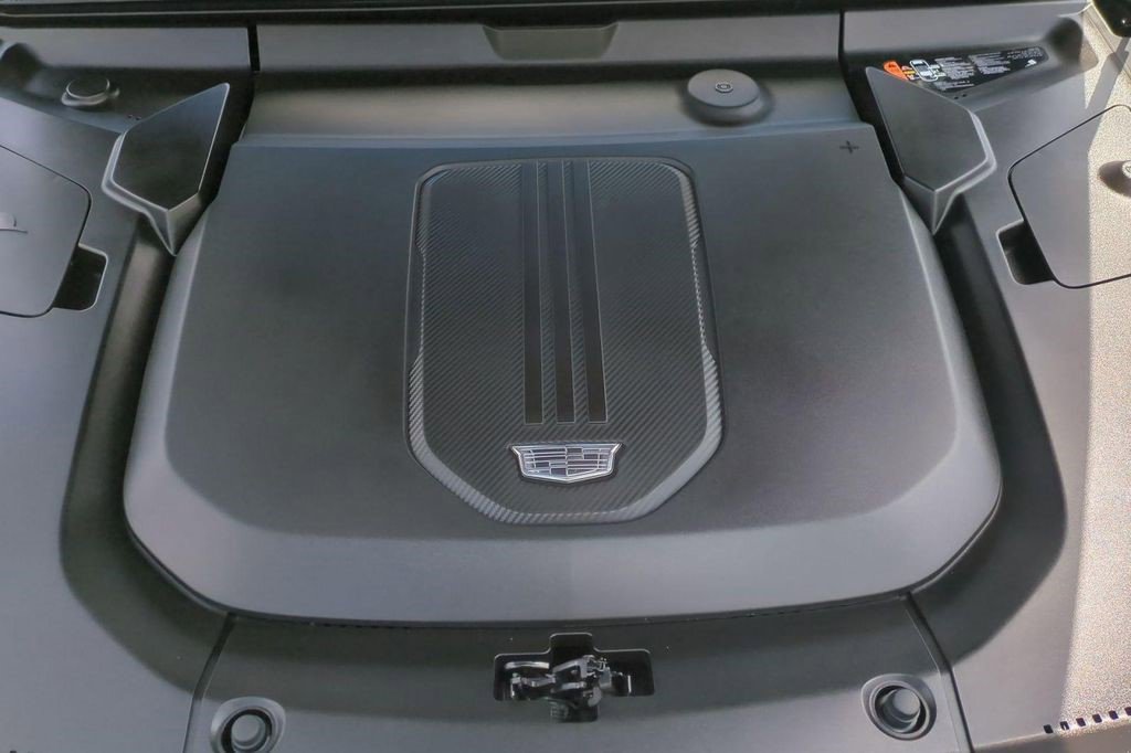 Certified 2024 Cadillac Lyriq Tech RWD image 16