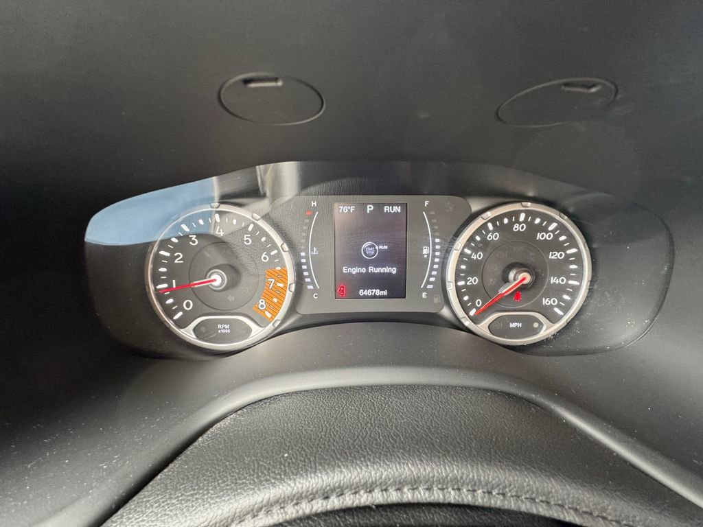Used 2020 Jeep Renegade Altitude FWD image 23