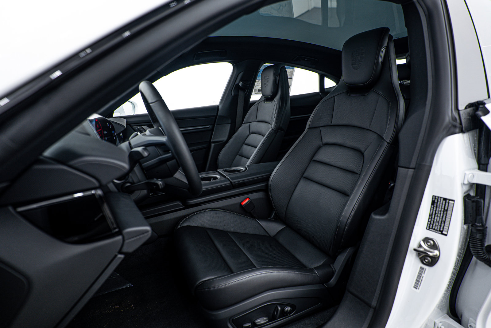 New 2025 Porsche Taycan 4S image 5