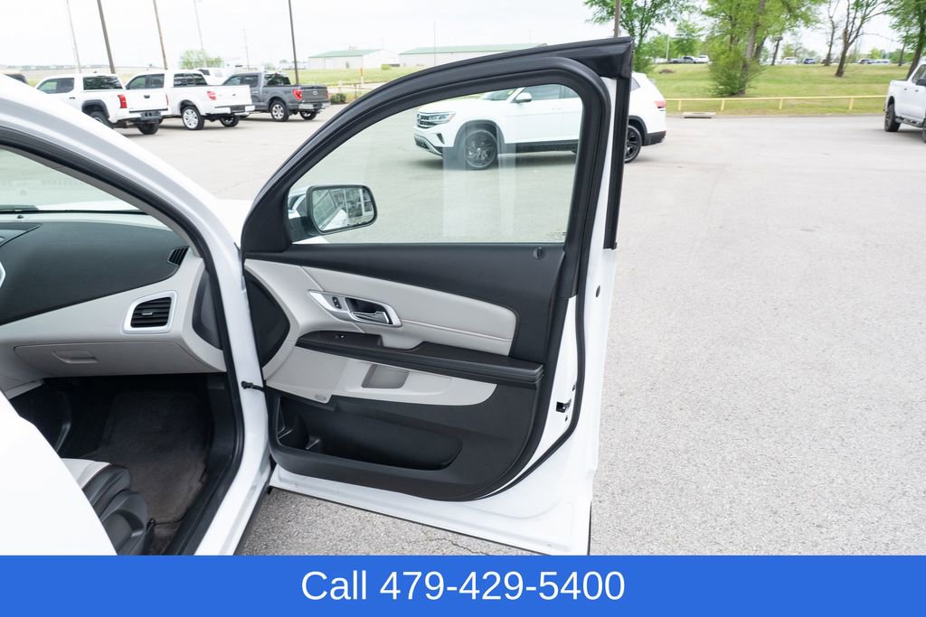 Used 2016 GMC Terrain SLT w/ Cargo Package image 16