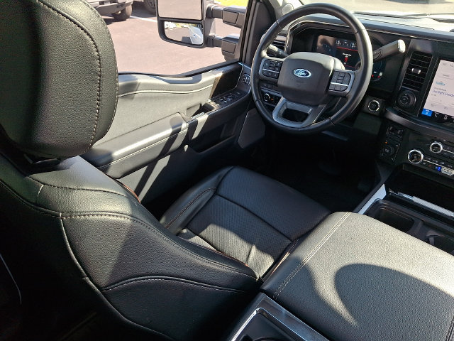 Certified 2024 Ford F250 Lariat w/ Lariat Ultimate Package AWD/4WD image 17