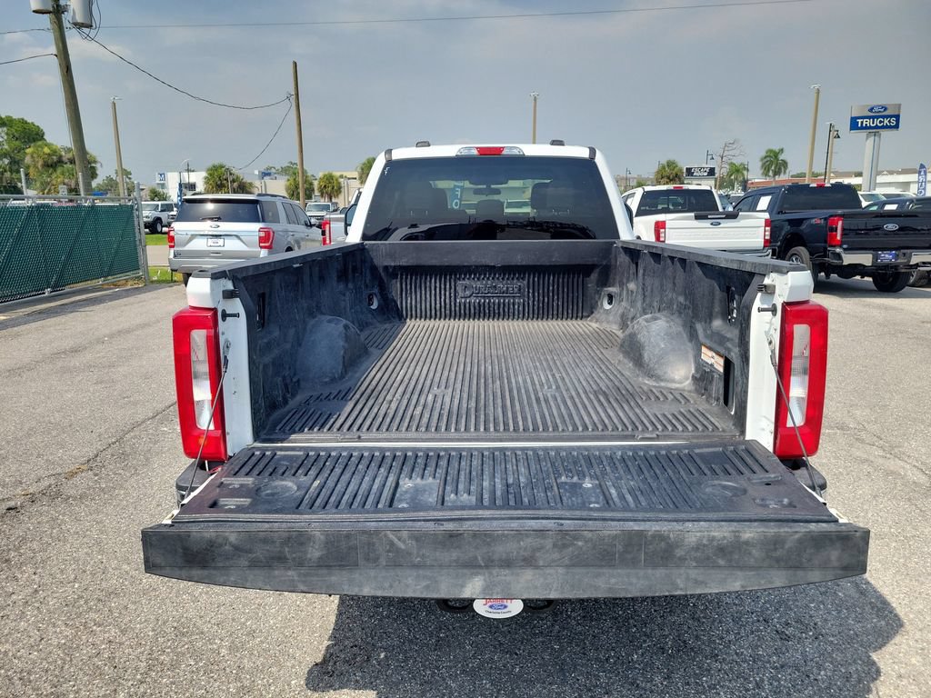 Used 2025 Ford F250 XLT AWD/4WD image 9
