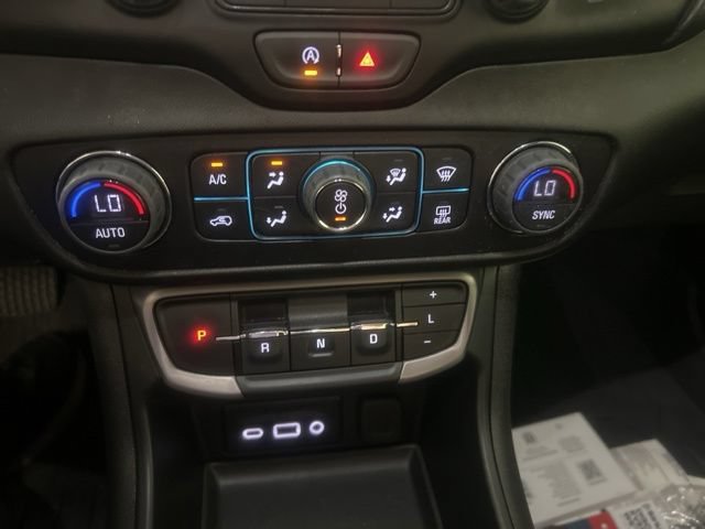 Used 2024 GMC Terrain AT4 w/ Infotainment Package II AWD/4WD image 29