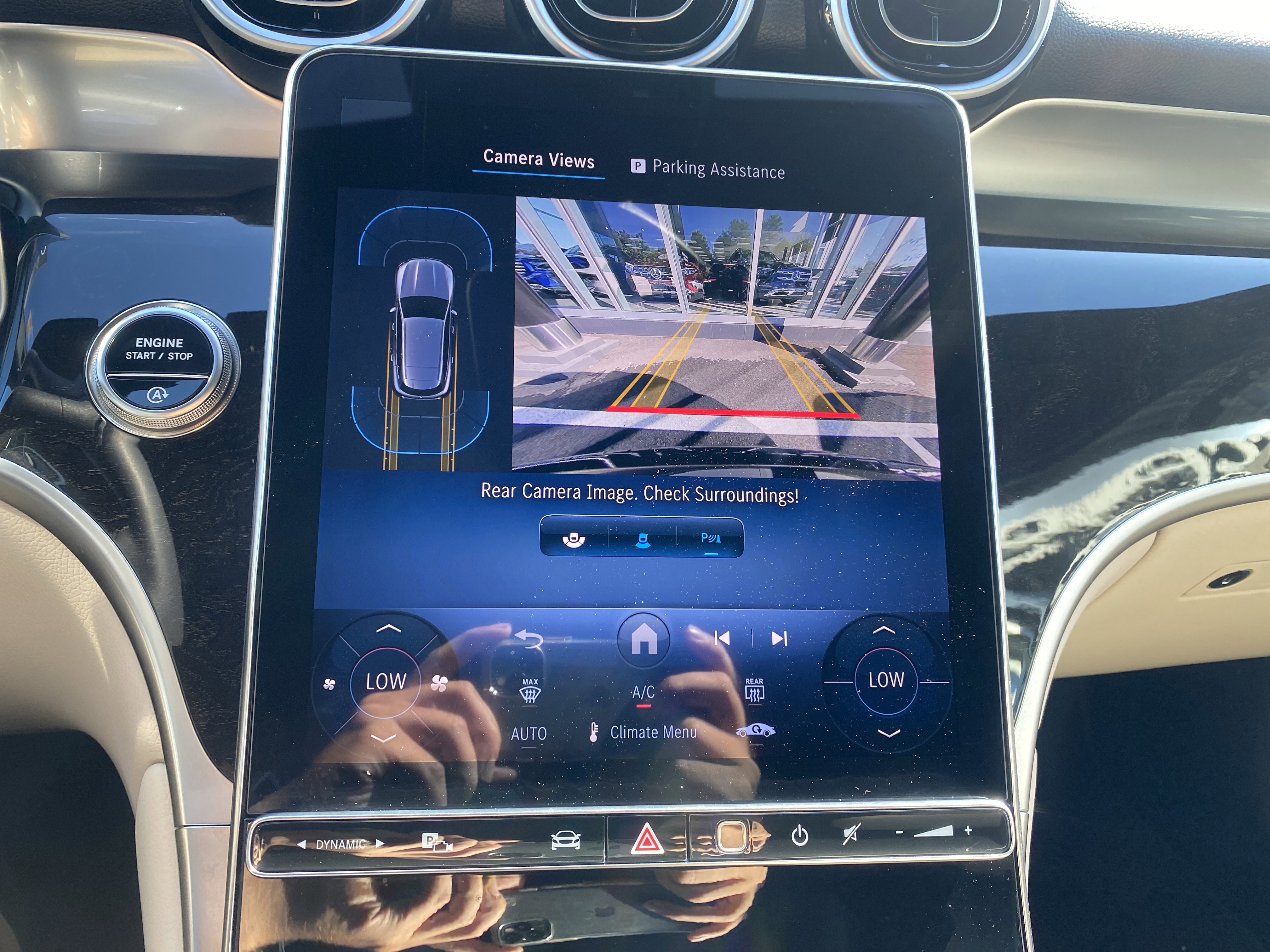 Used 2025 Mercedes-Benz GLC 300 4MATIC image 21