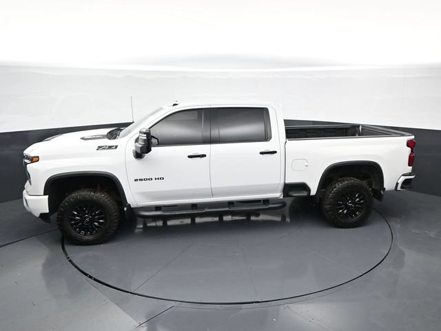 Used 2024 Chevrolet Silverado 2500 LTZ w/ LTZ Plus Package AWD/4WD image 38