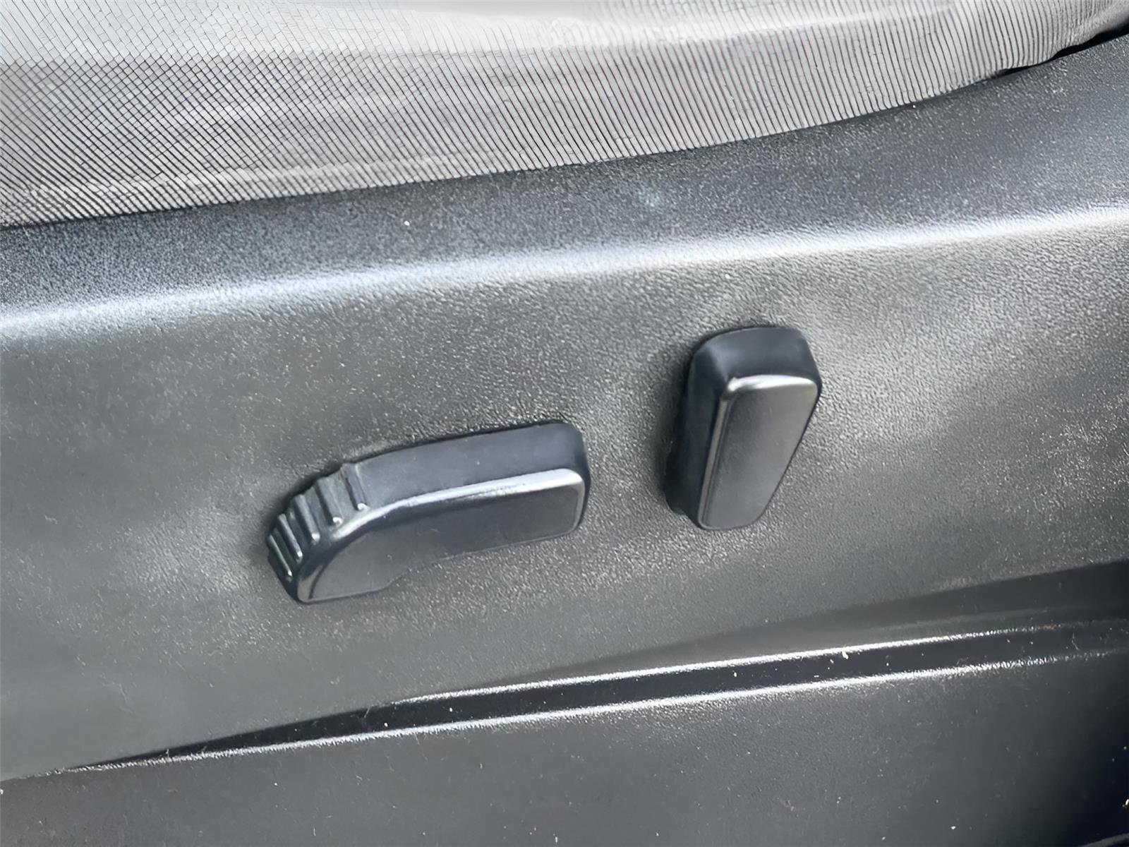 Used 2022 Nissan Frontier SV w/ Technology Package image 23