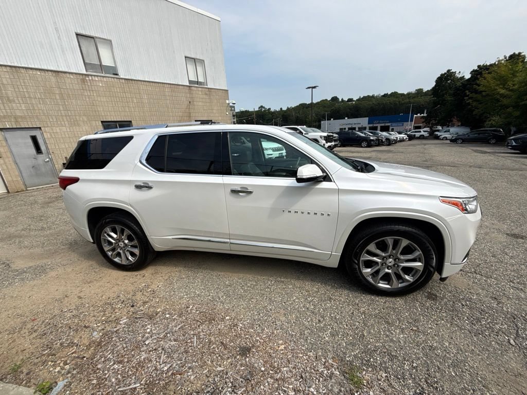 Used 2018 Chevrolet Traverse Premier AWD/4WD image 8
