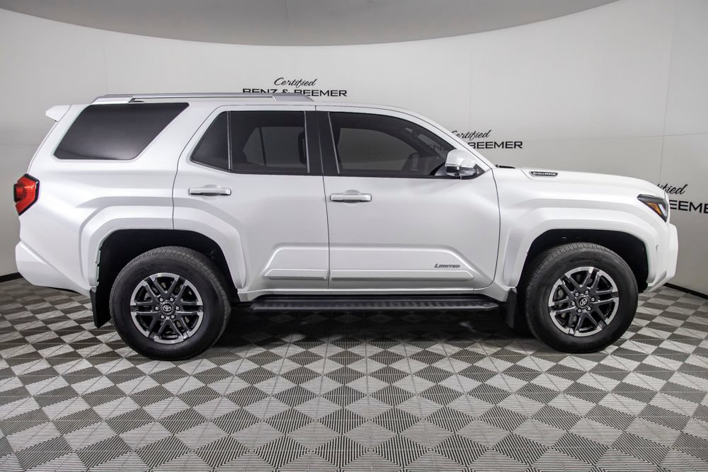 Used 2026 Toyota 4Runner Limited AWD/4WD image 3