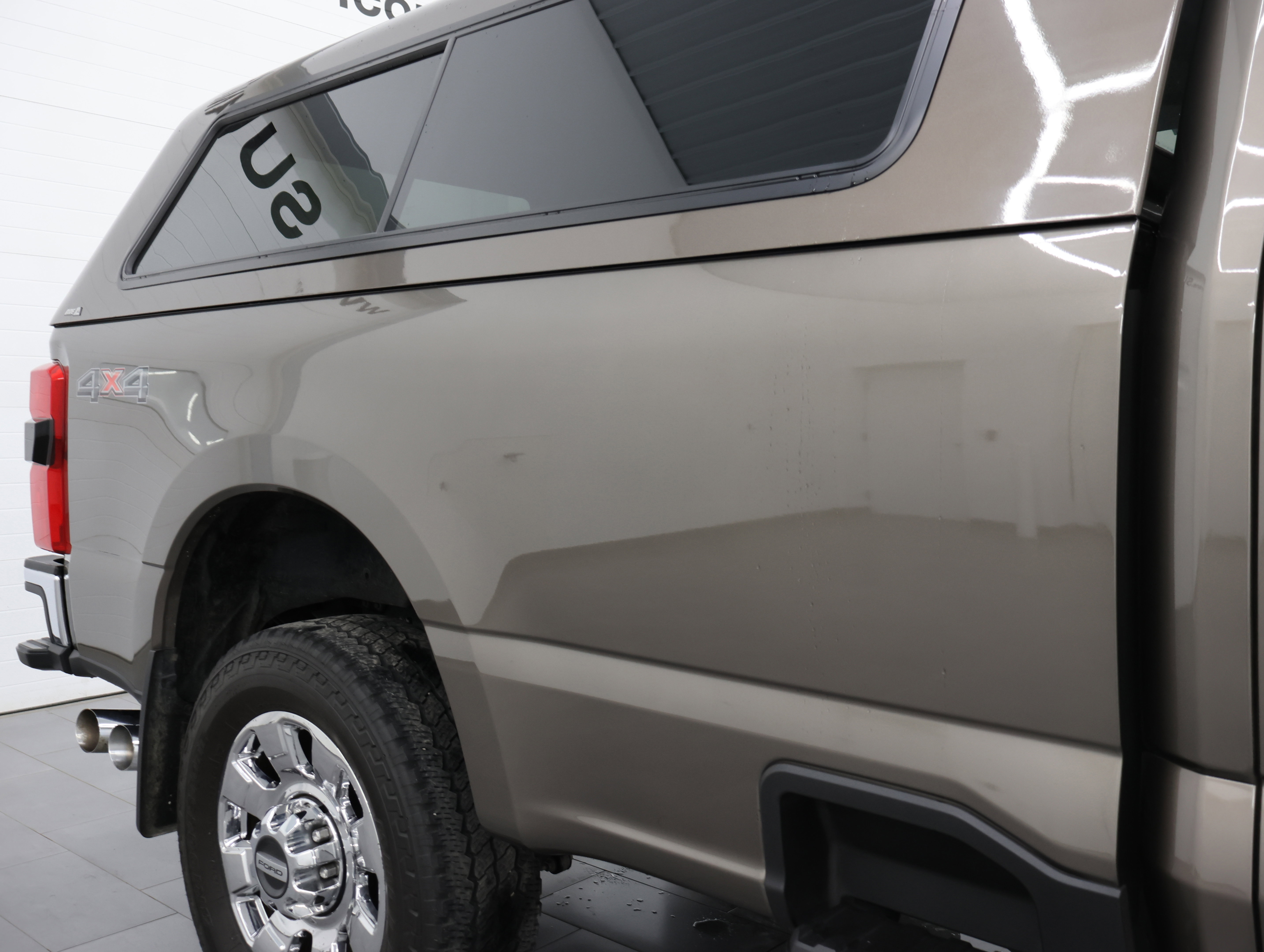 Used 2023 Ford F350 Lariat w/ Chrome Package AWD/4WD image 29