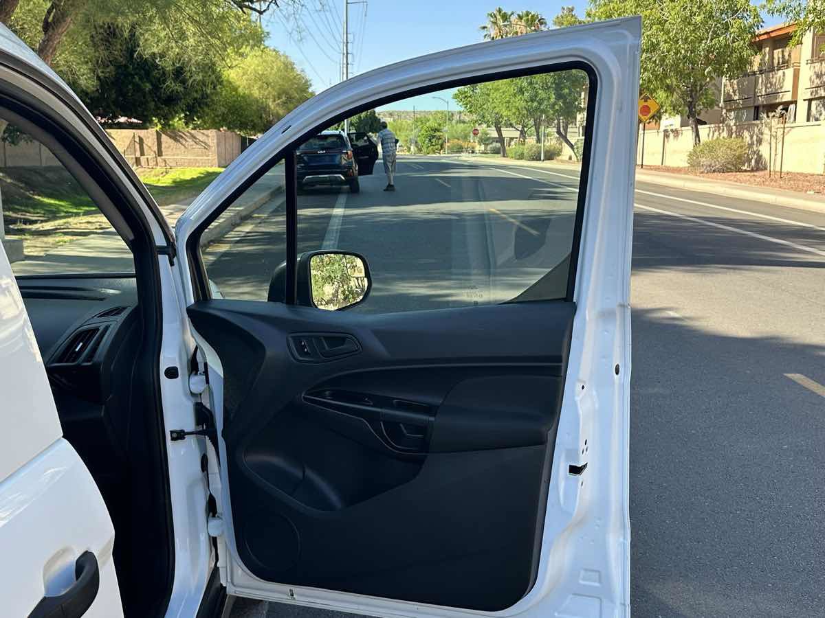 Used 2018 Ford Transit Connect XL FWD image 34