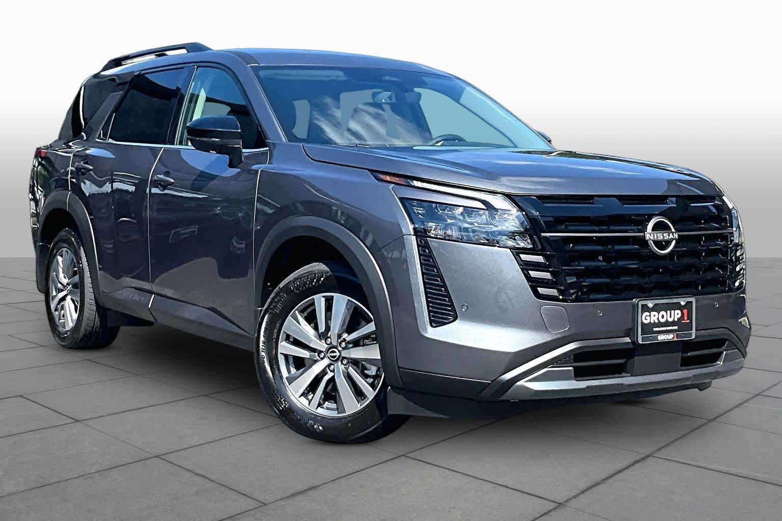 New 2026 Nissan Pathfinder SL FWD image 2
