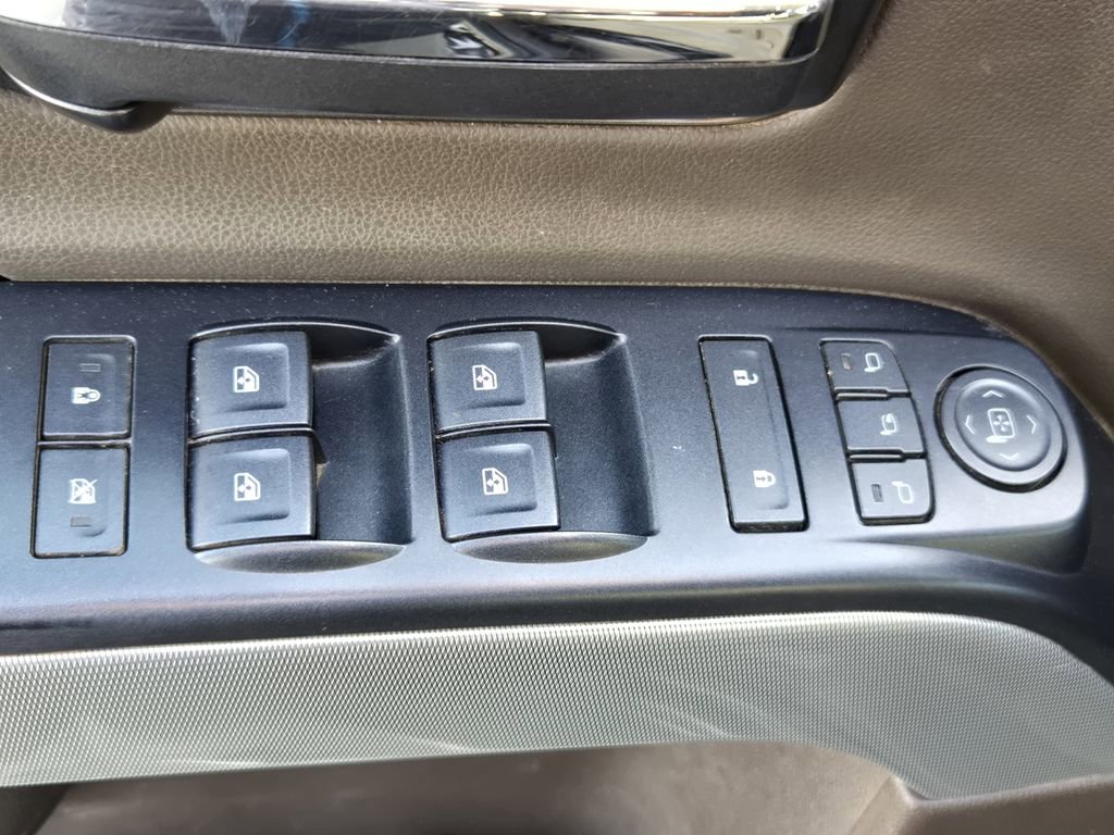Used 2018 Chevrolet Silverado 2500 LTZ w/ Duramax Plus Package image 21