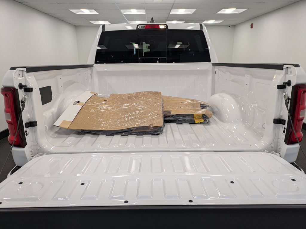 Used 2026 RAM 1500 Laramie w/ Sport Appearance Package AWD/4WD image 25