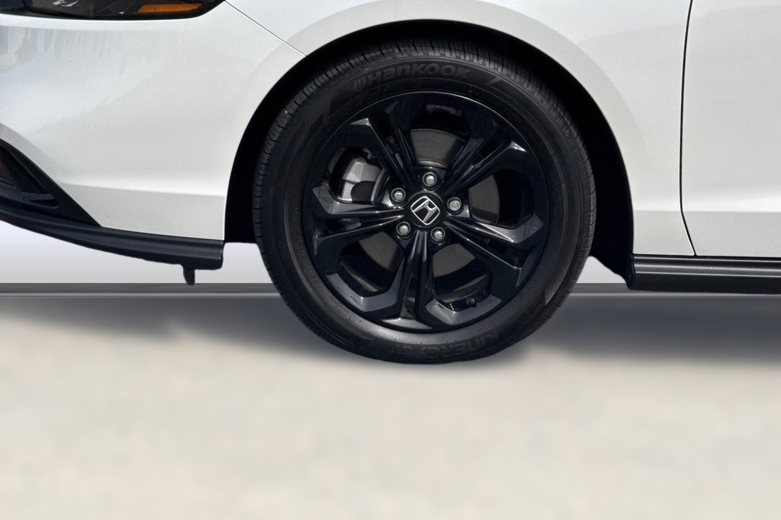 Certified 2025 Honda Accord SE image 12