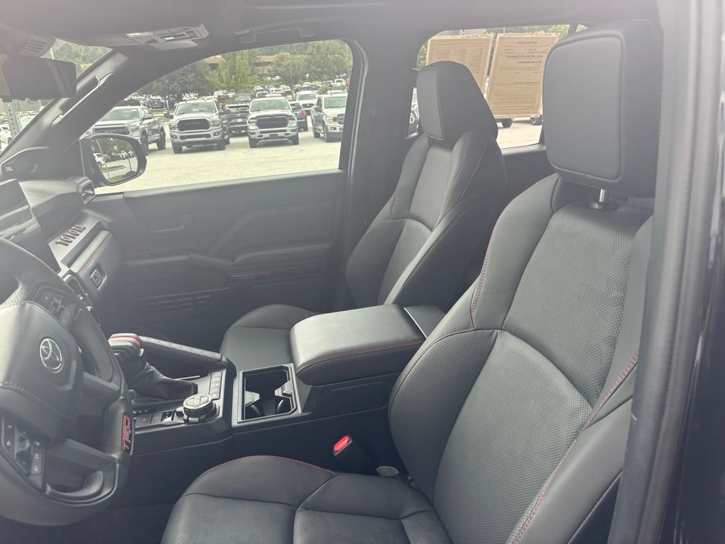 Used 2025 Toyota 4Runner TRD Pro AWD/4WD image 34