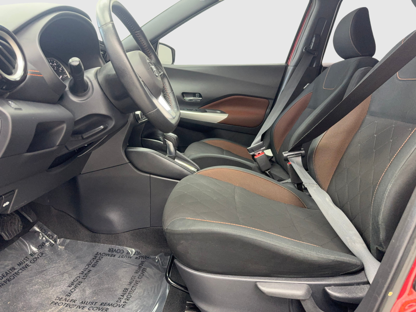 Used 2019 Nissan Kicks SR w/ Exterior Package FWD image 31