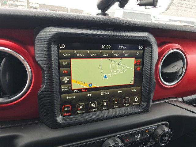 Certified 2021 Jeep Wrangler Unlimited Rubicon w/ Dual Top Group image 35