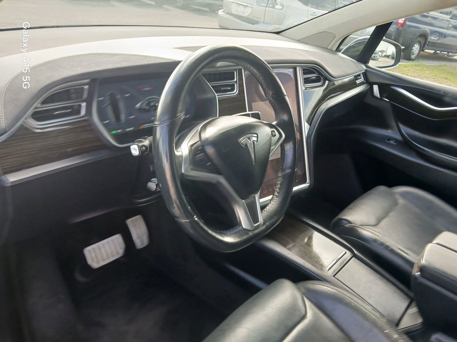 Used 2016 Tesla Model X Performance image 6