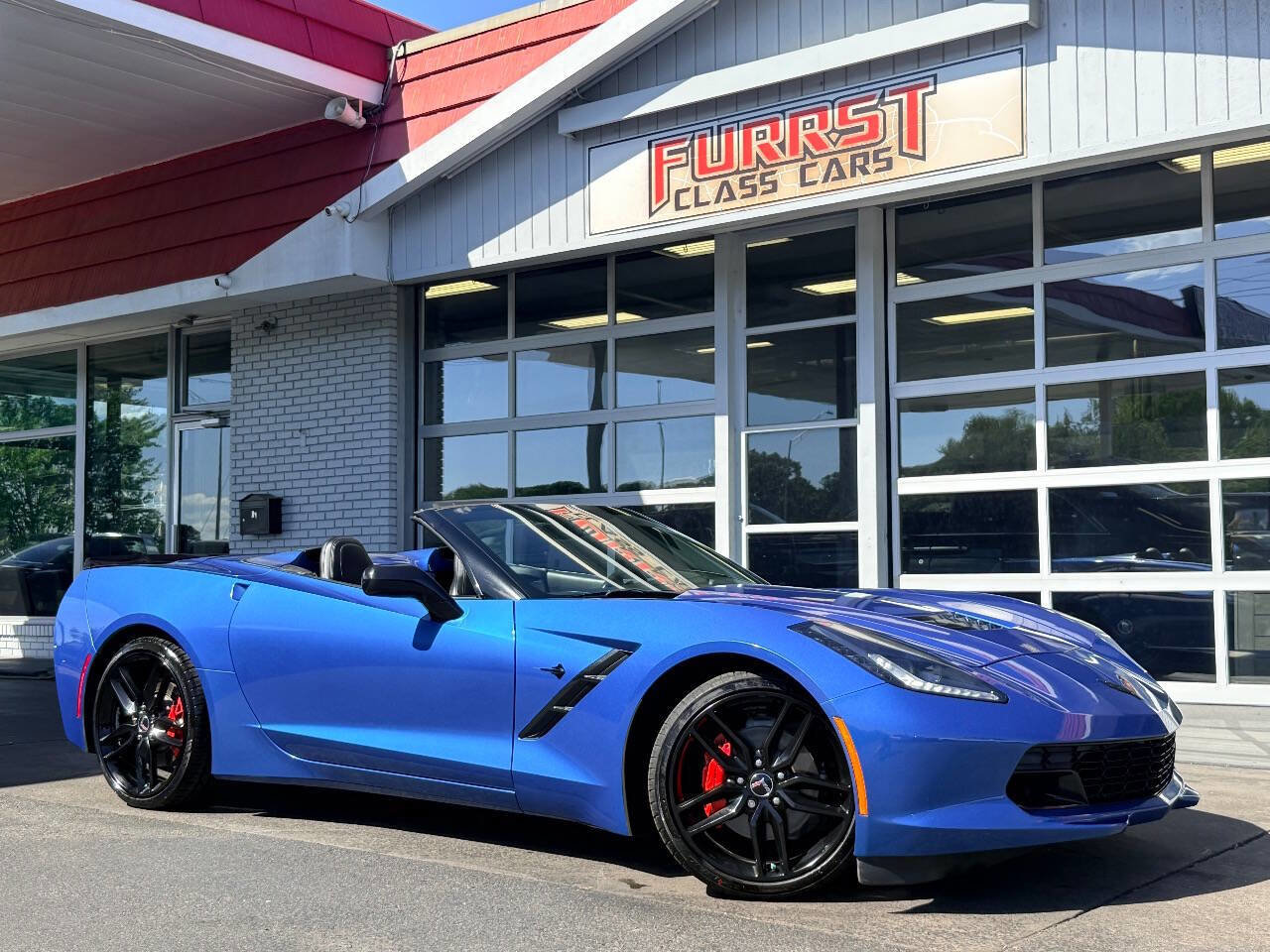 Used 2015 Chevrolet Corvette Stingray Convertible w/ 2LT Preferred Equipment Group RWD image 1