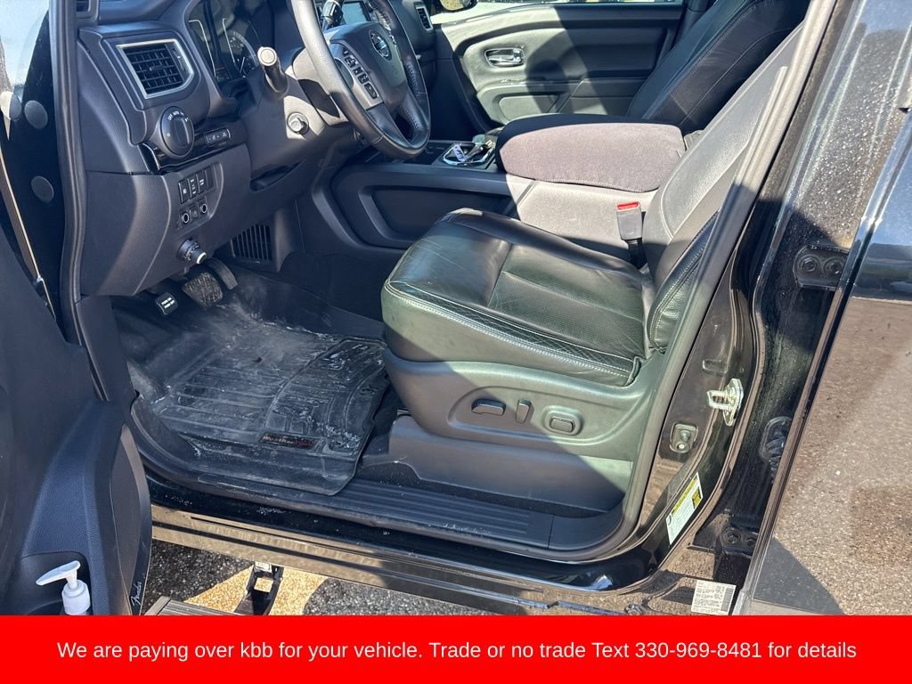 Used 2019 Nissan Titan SL w/ Midnight Edition AWD/4WD image 15