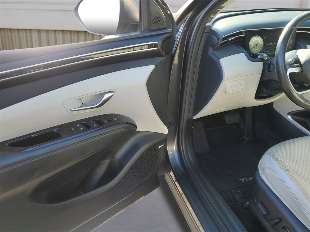 Used 2022 Hyundai Tucson Limited image 14