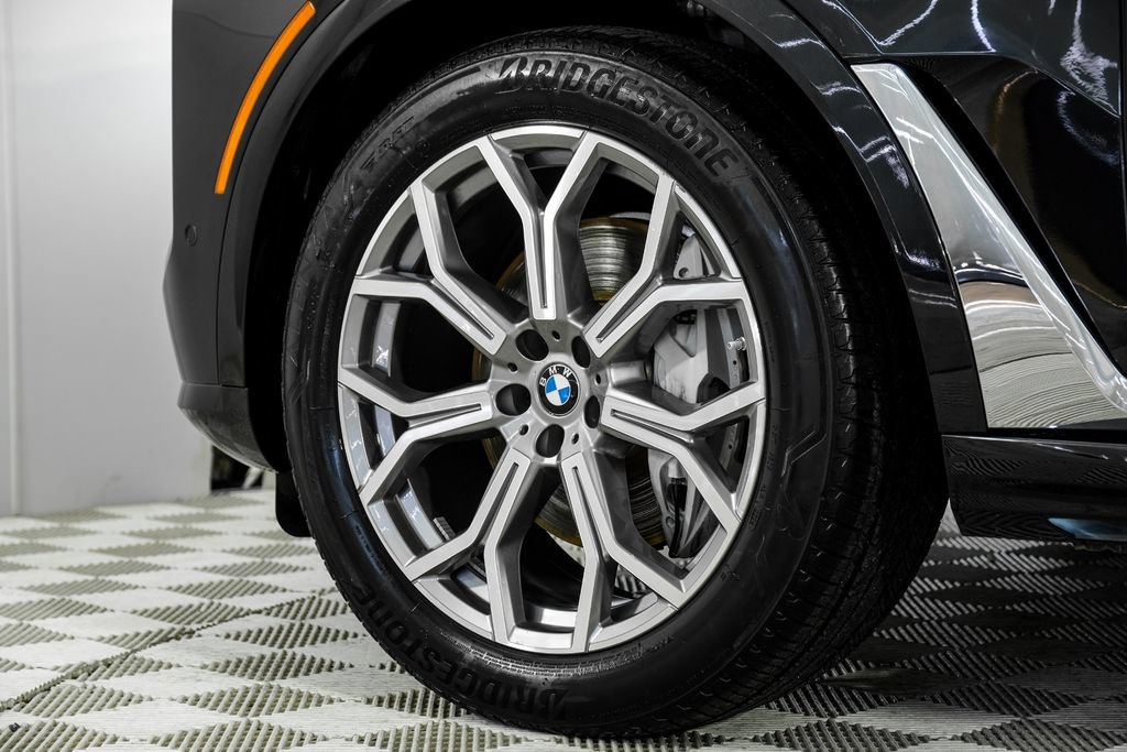 Used 2024 BMW X7 xDrive40i AWD/4WD image 75