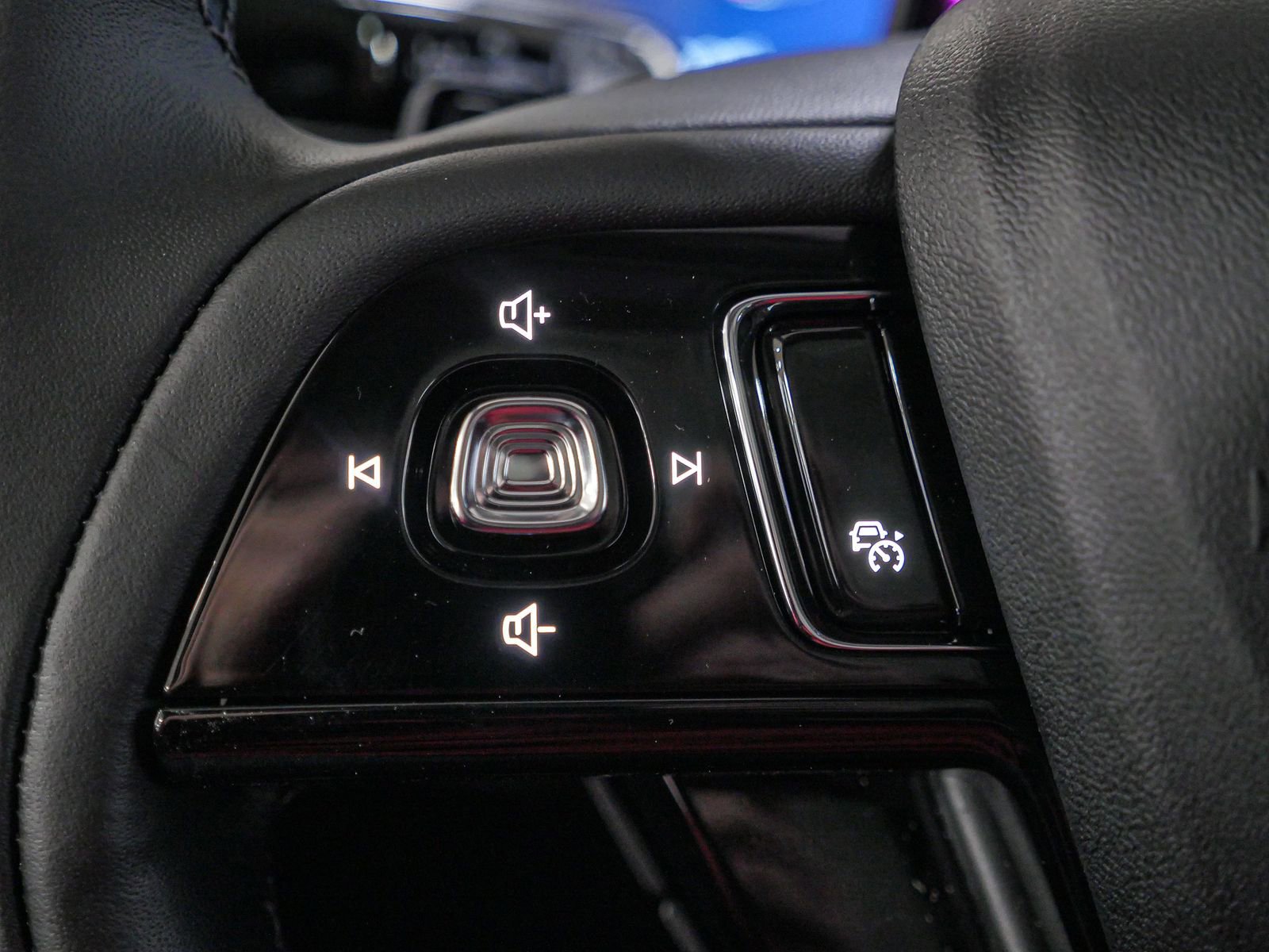 New 2025 Lincoln Corsair Grand Touring w/ Equipment Group 302A image 35