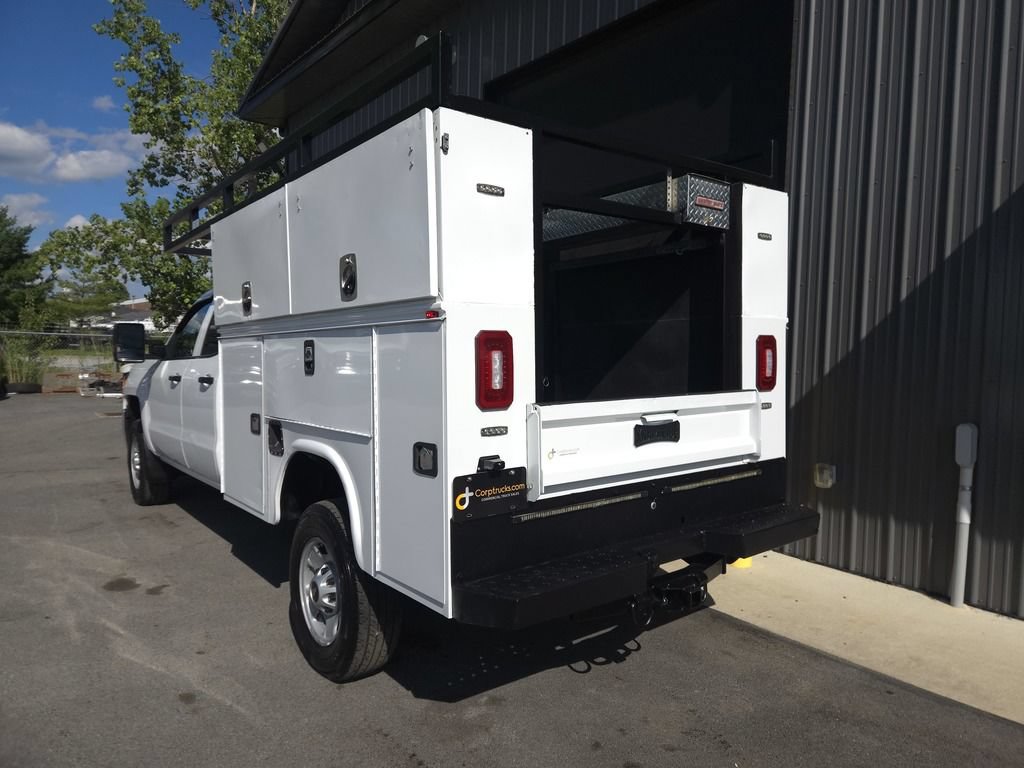 Used 2018 Chevrolet Silverado 2500 W/T w/ WT Convenience Package AWD/4WD image 3