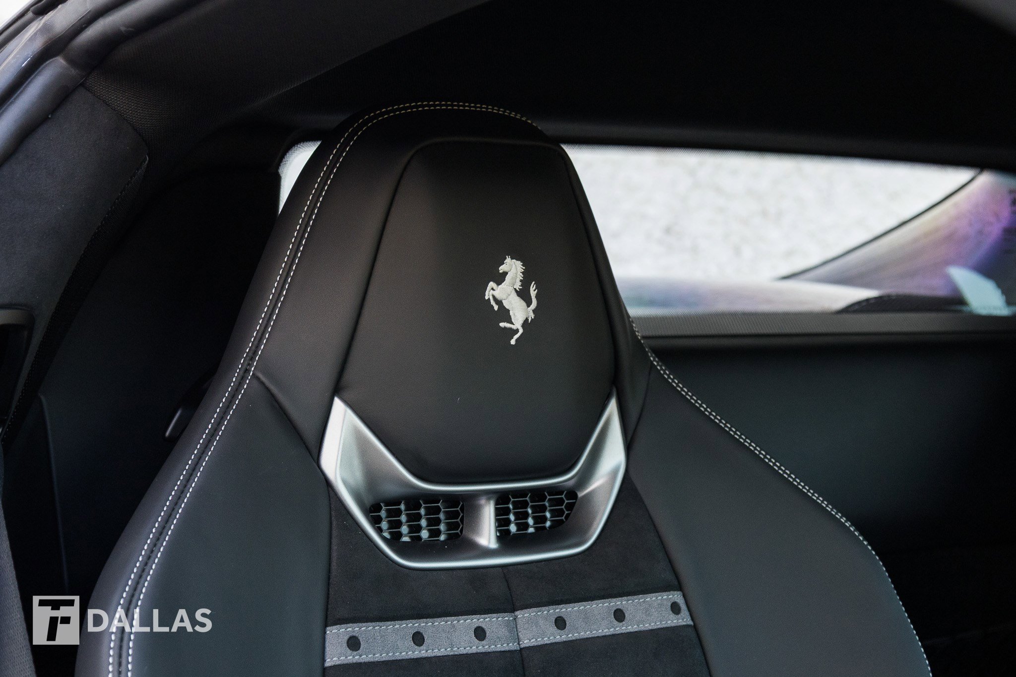 Used 2023 Ferrari 296 GTB image 35