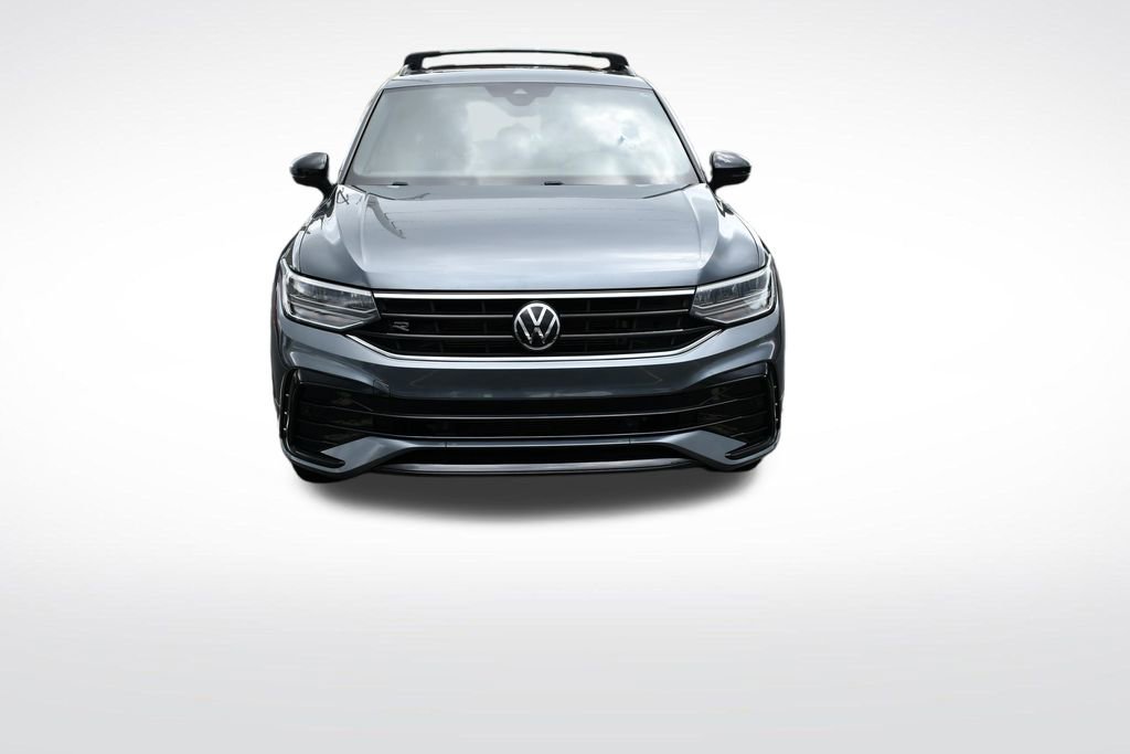 Used 2022 Volkswagen Tiguan SE R-Line AWD/4WD image 11