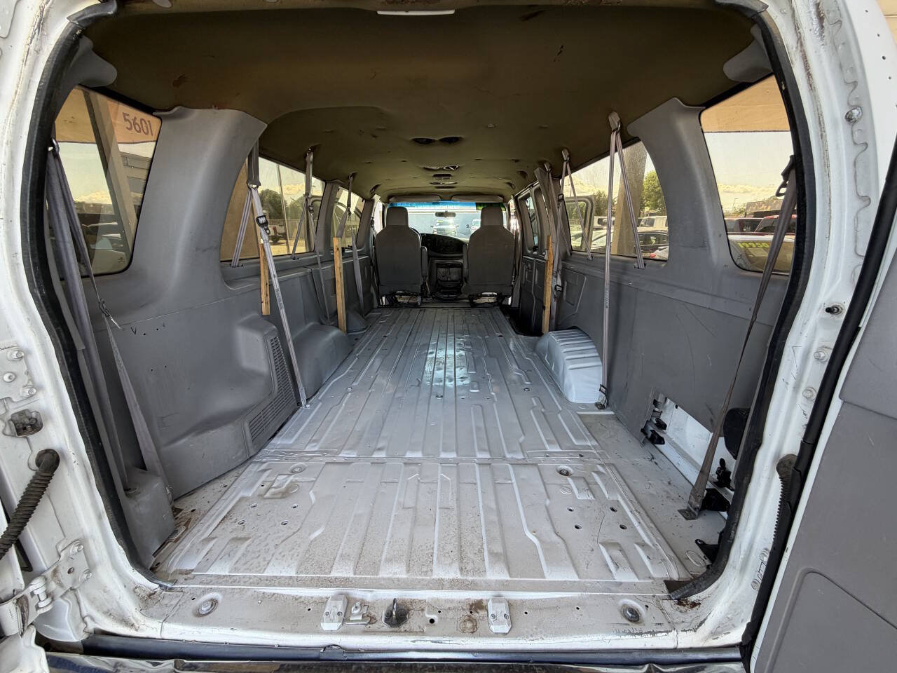 Used 1997 Ford E-350 and Econoline 350 XL RWD image 16
