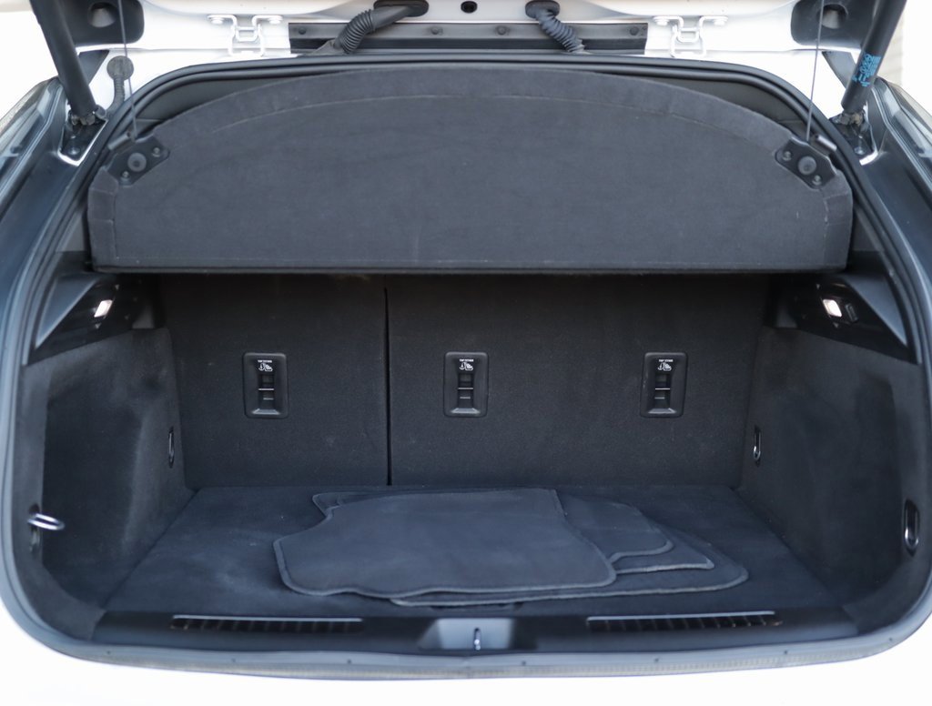 Used 2023 Cadillac XT4 Sport image 28