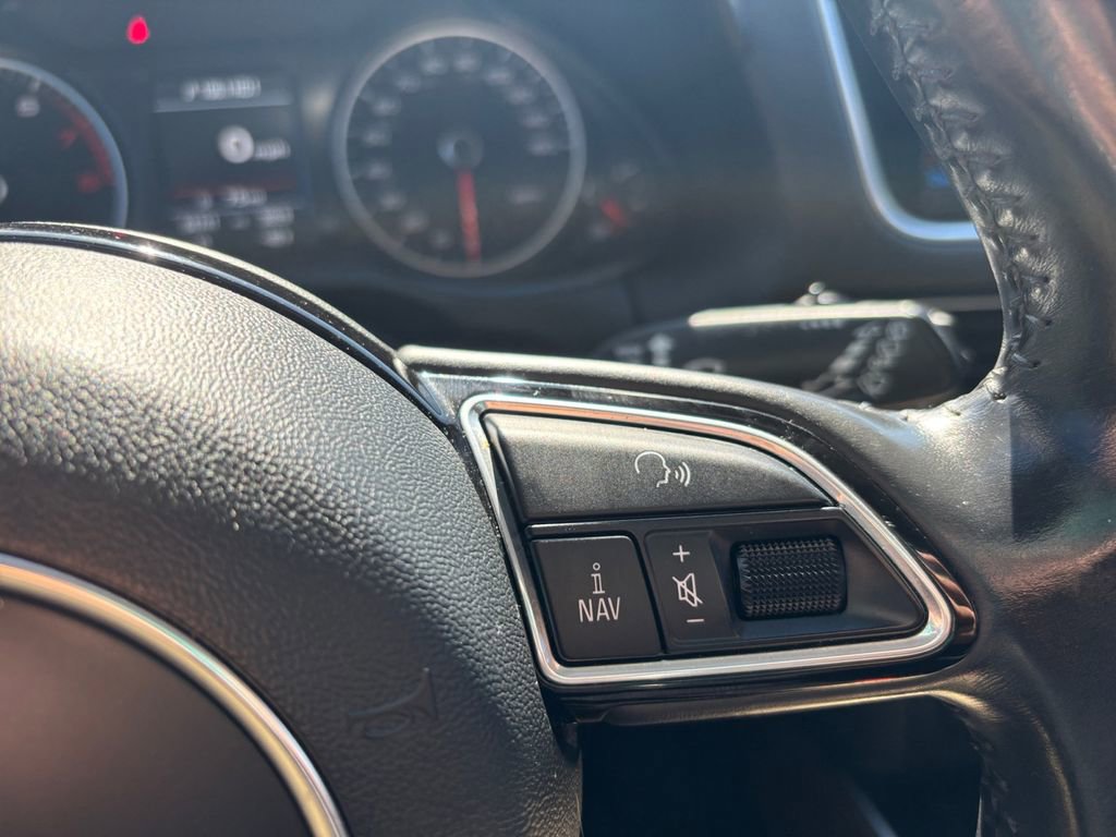 Used 2017 Audi Q5 3.0T Premium Plus w/ Technology Package image 19