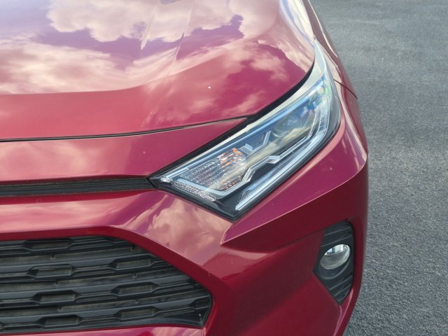 Used 2021 Toyota RAV4 XLE AWD/4WD image 9