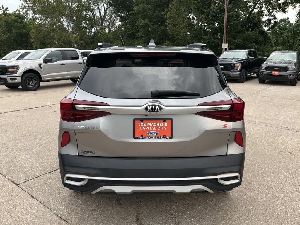 Used 2021 Kia Seltos S FWD image 6