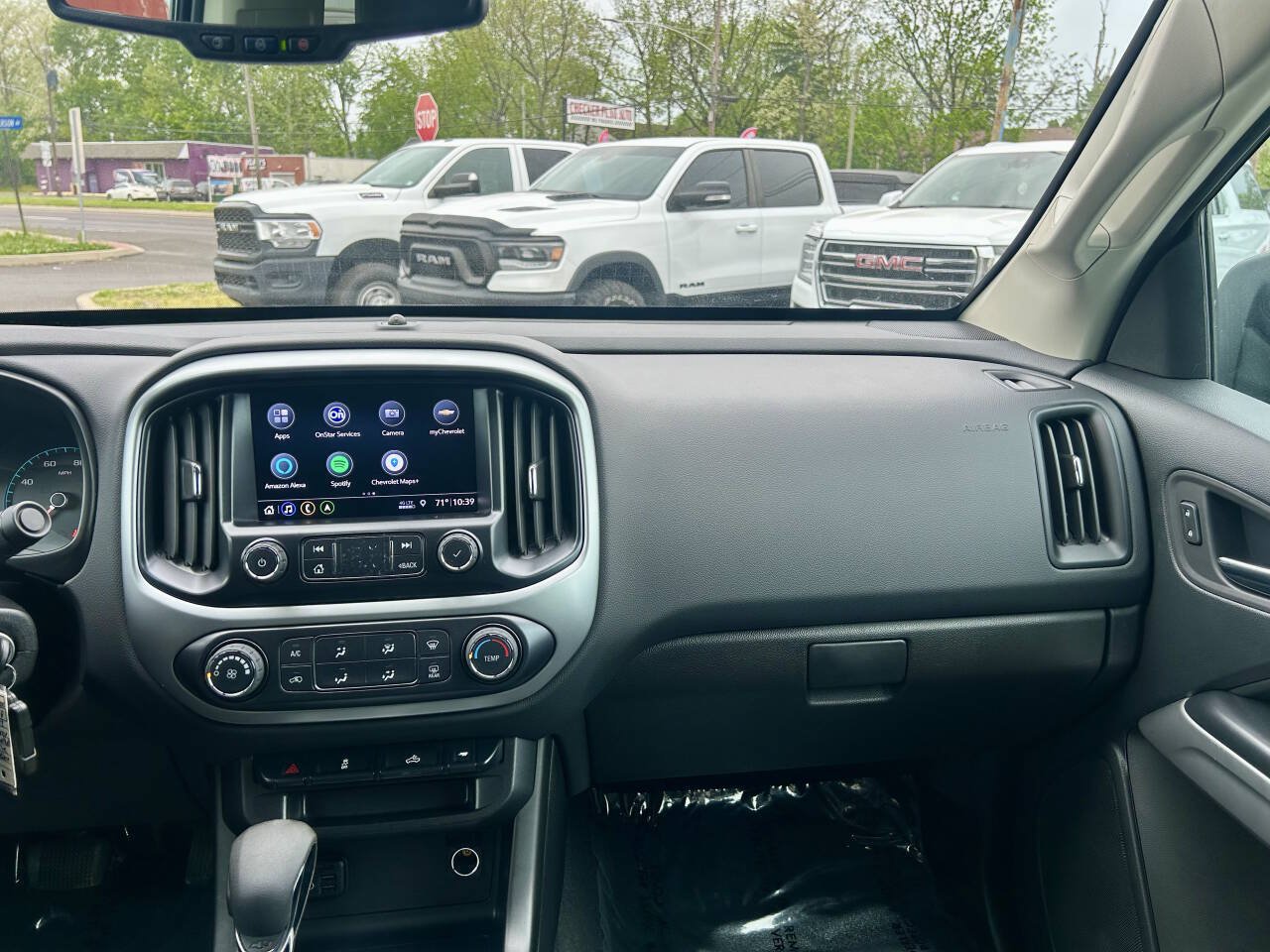 Used 2022 Chevrolet Colorado LT w/ LT Convenience Package AWD/4WD image 21