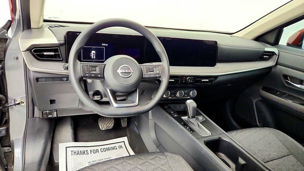Used 2025 Nissan Kicks SV FWD image 12
