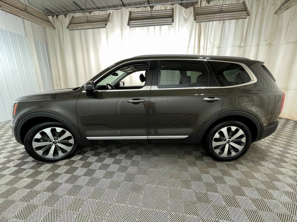 Used 2020 Kia Telluride S image 16