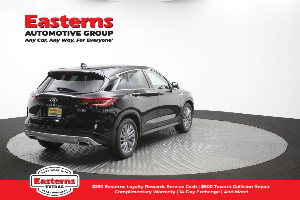 Used 2023 INFINITI QX50 Pure AWD/4WD image 43