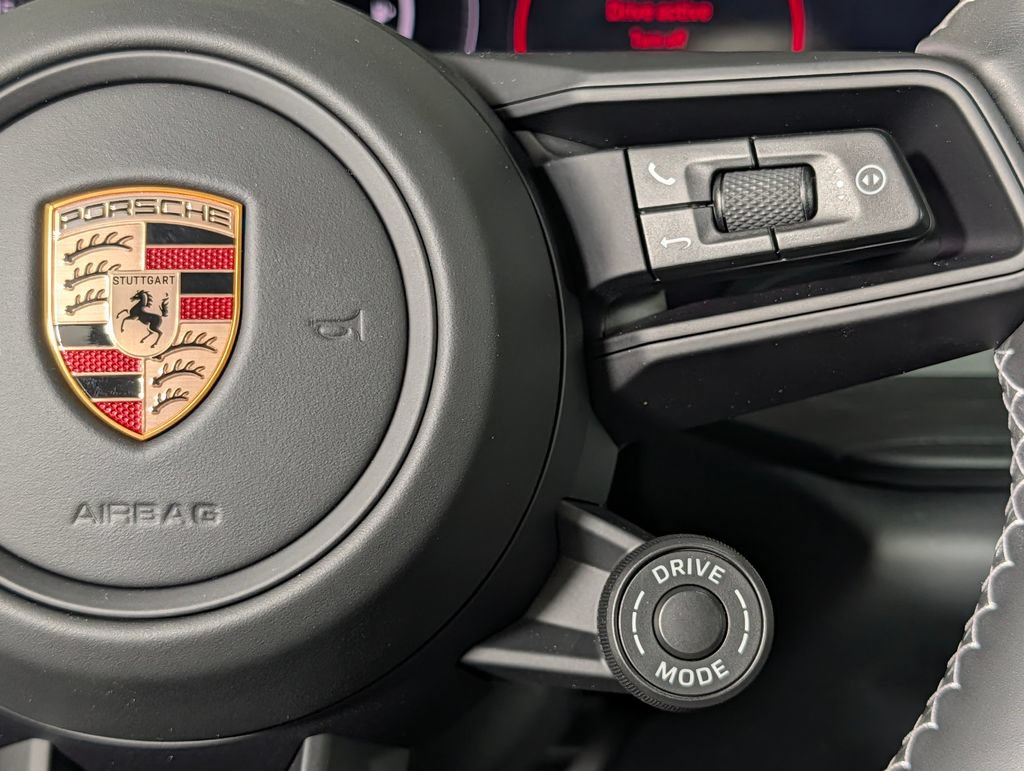 Certified 2026 Porsche 911 GT3 RWD image 39