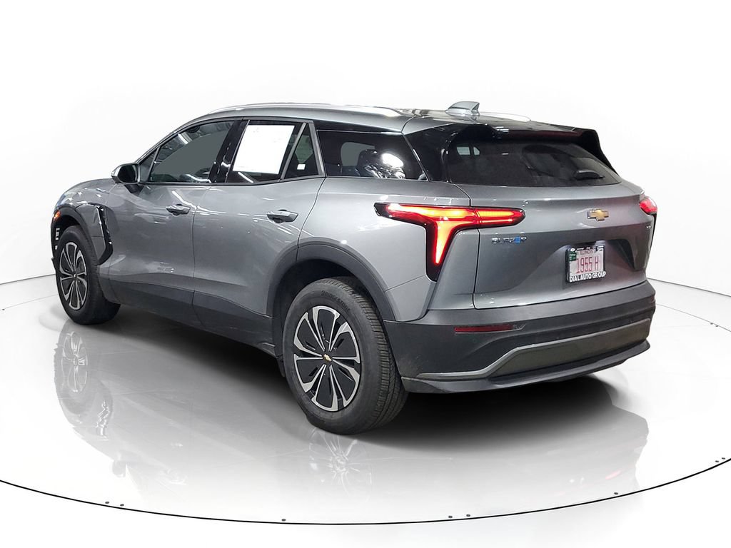 Used 2024 Chevrolet Blazer EV LT AWD/4WD image 3