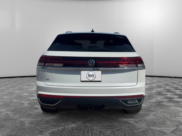 New 2026 Volkswagen Atlas Cross Sport SE FWD image 4