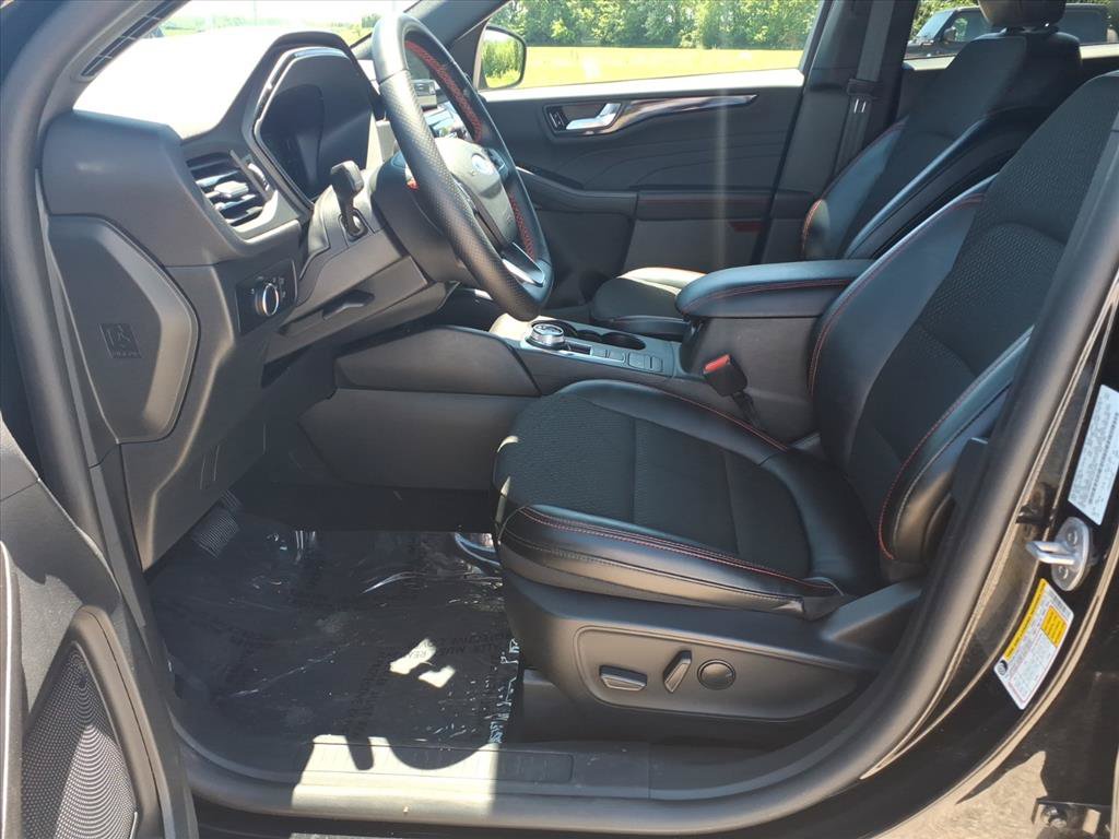 Used 2025 Ford Escape ST-Line AWD/4WD image 22
