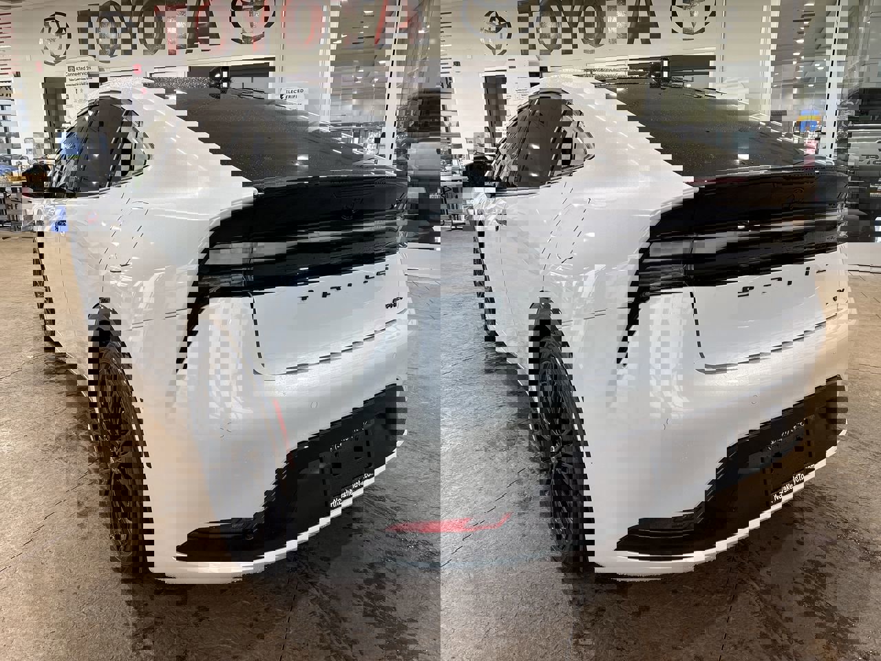 New 2026 Toyota Prius Plug-In Hybrid image 8