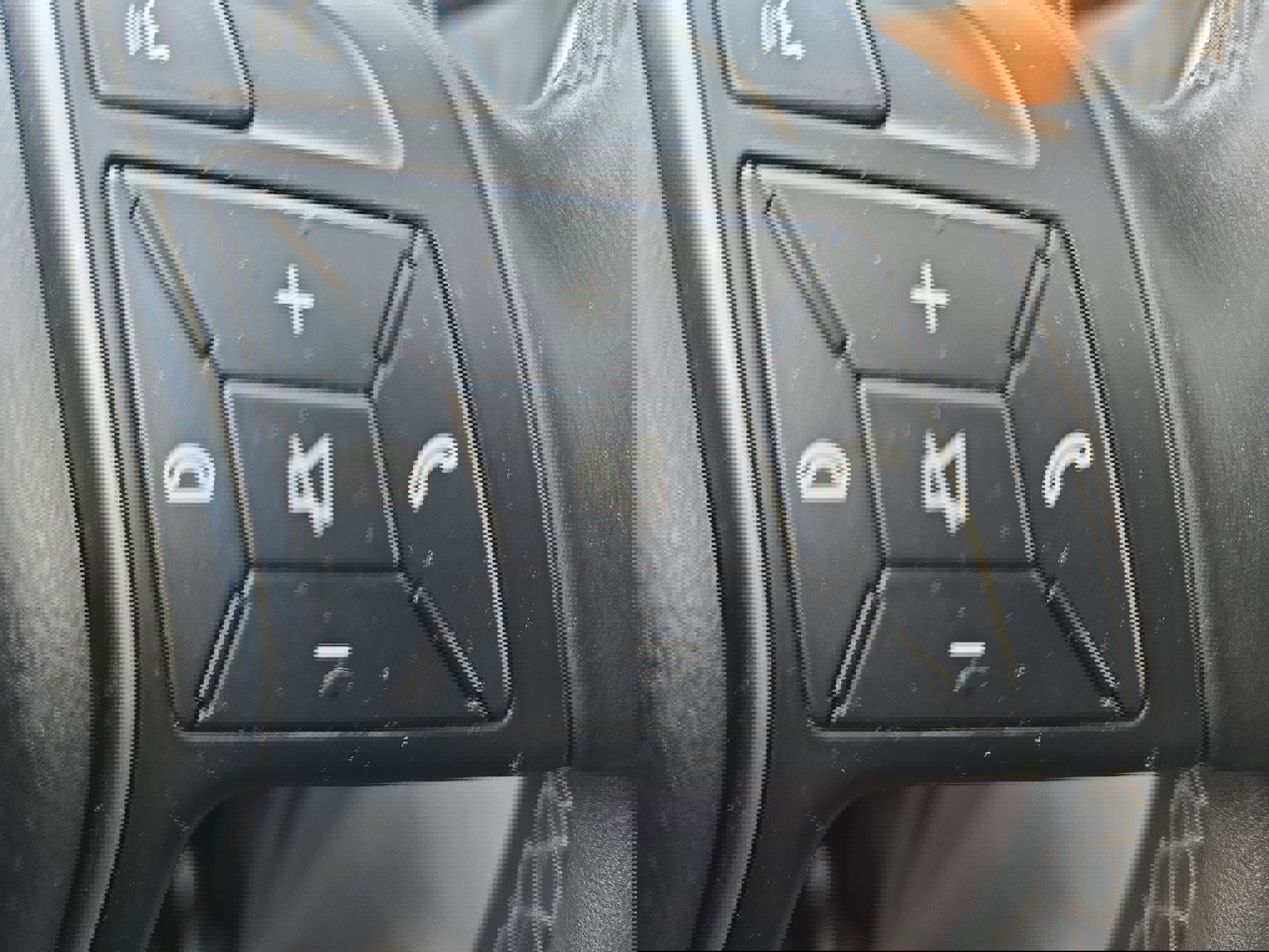 Used 2013 Mercedes-Benz GLK 350 2WD image 18