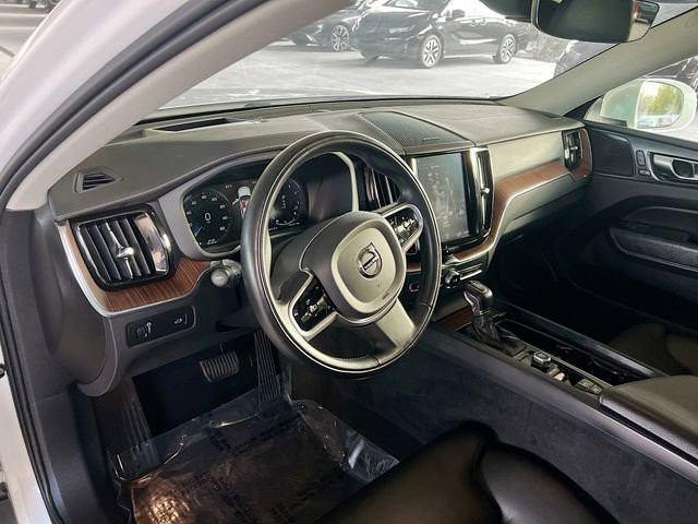 Used 2020 Volvo XC60 T6 Inscription w/ Protection Package Premier image 10
