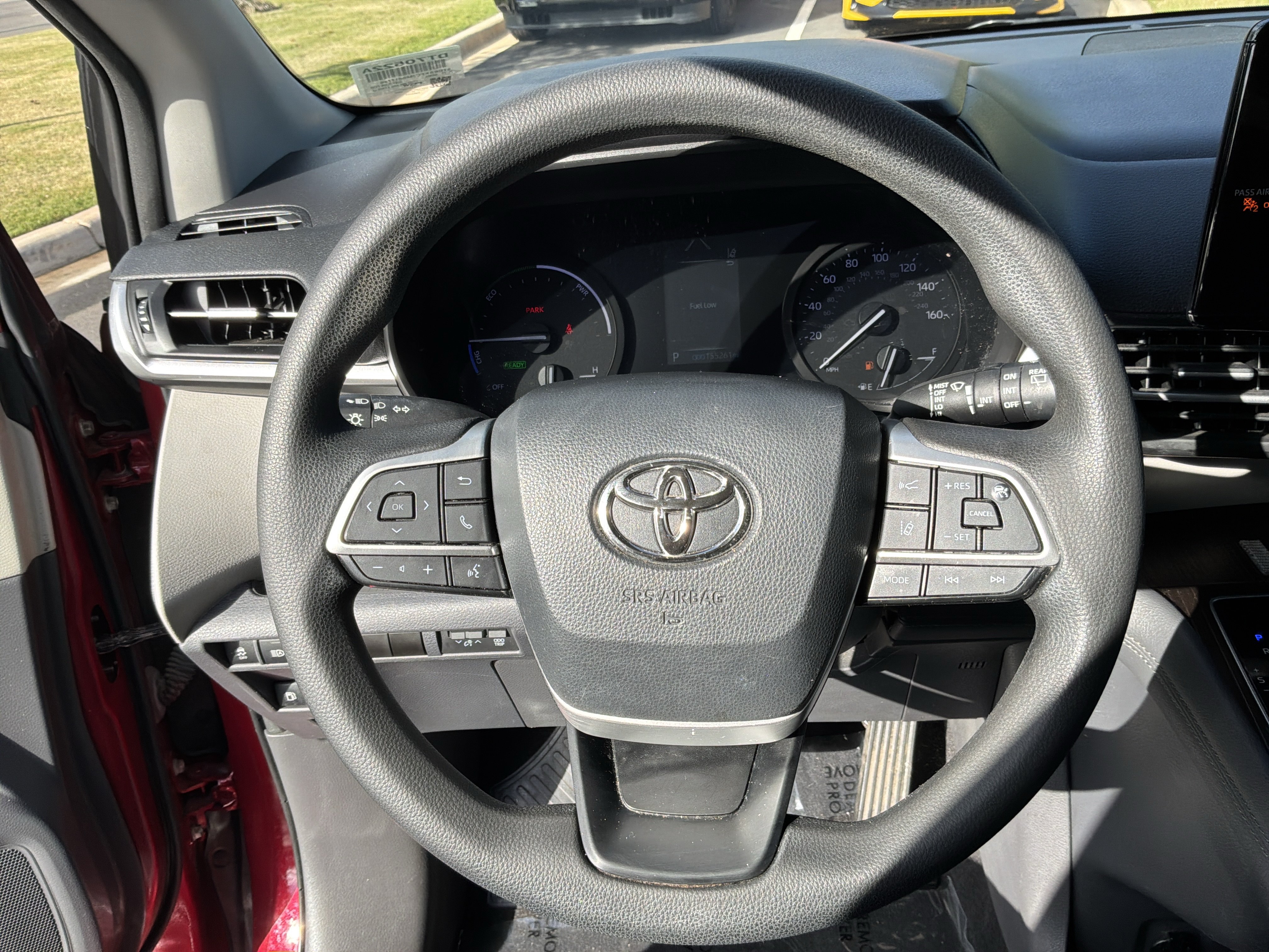 Used 2021 Toyota Sienna LE AWD/4WD image 18