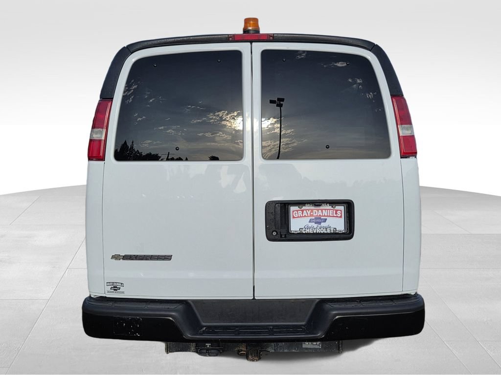 Used 2023 Chevrolet Express 3500 LS RWD image 7