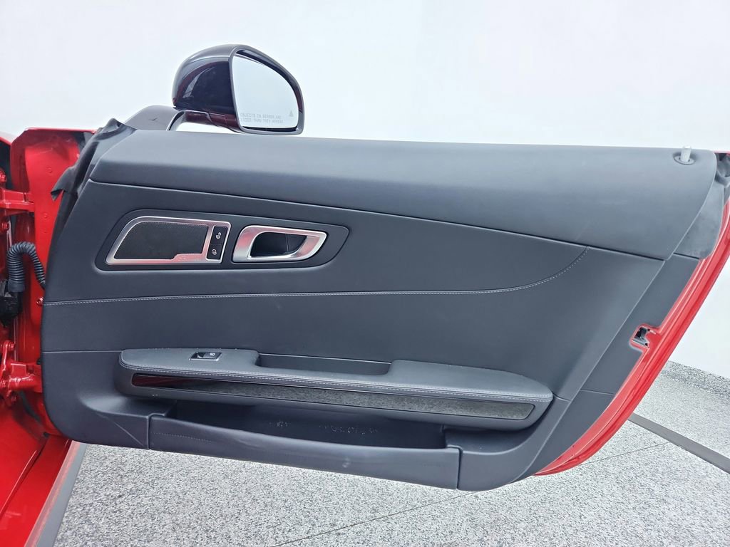 Used 2018 Mercedes-Benz AMG GT R image 21